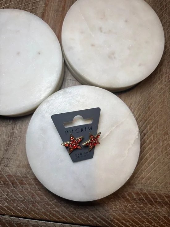 159 PILGRIM Red Star Crystal Stud Earrings - Picture 5 of 7